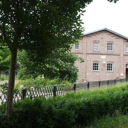 Gut Harlinghausen Hotell Ovelgonne Exteriör bild