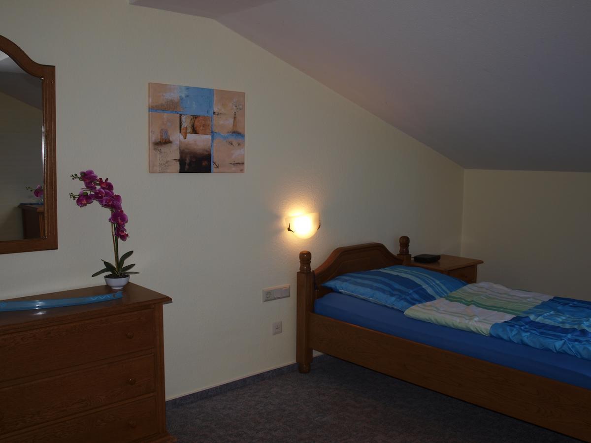 Gut Harlinghausen Hotell Ovelgonne Rum bild